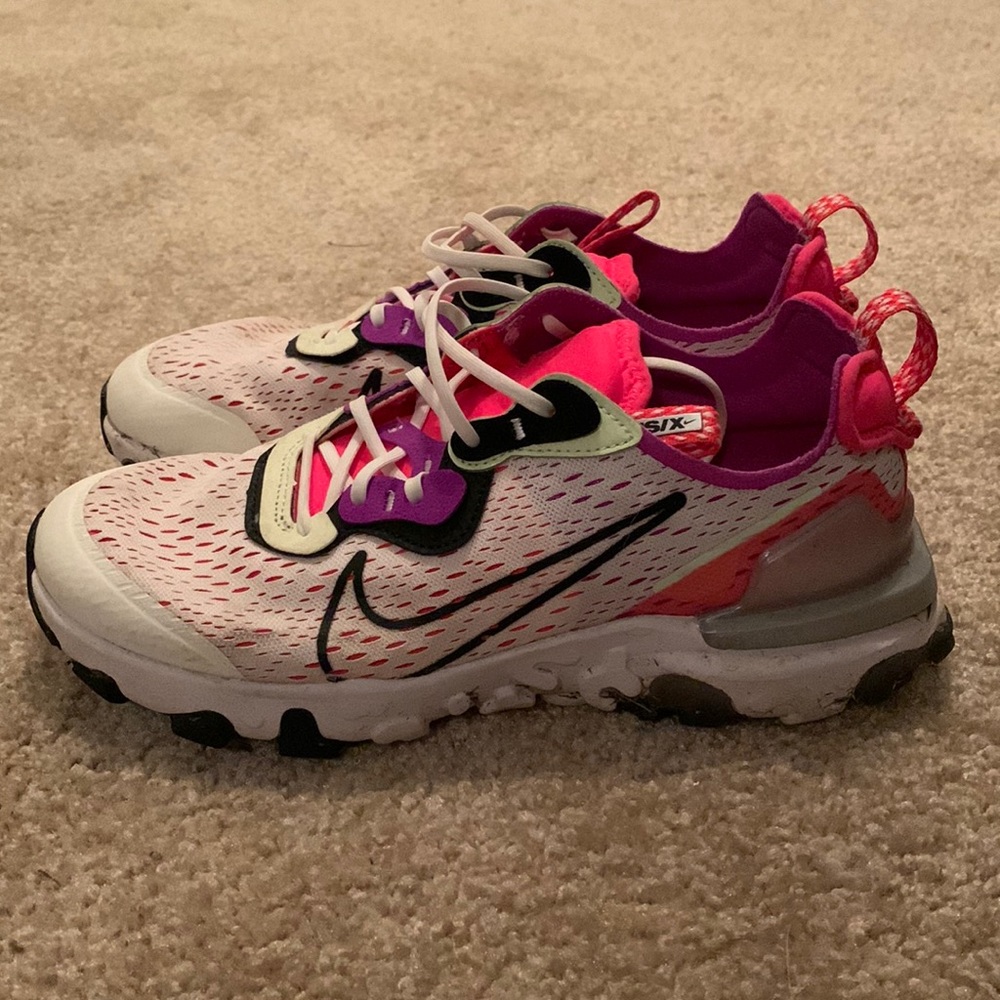Niki shoes size 7